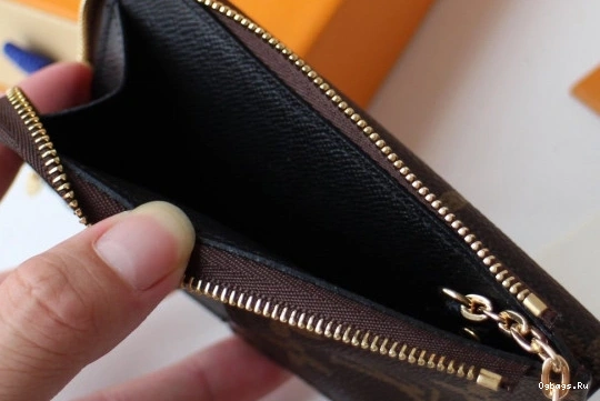 RECTO LOUIS HOLDER VUITTON CARD VERSO 0217